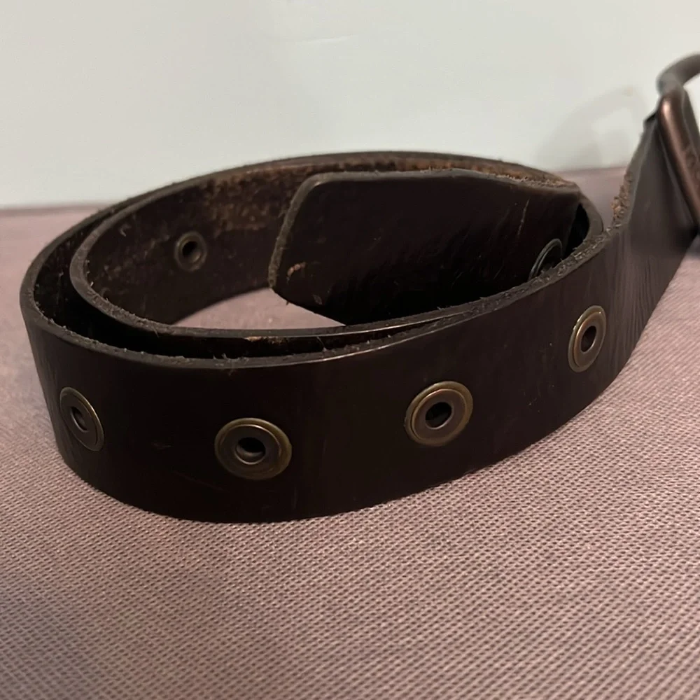 Fossil belt, dark brown sz 32 full grain cowhide